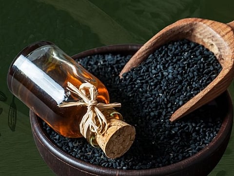 कलौंजी : शरीर के लिए अमृत के समान, दिल की कार्यक्षमता में भी लाए सुधार