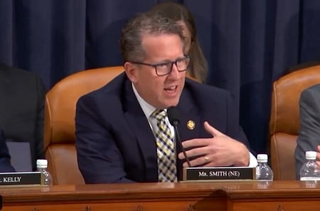 US backs digital tariff ban as India resists