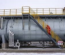 Gas surge drives US lawmakers to tax major oil companies