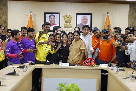 Delhi CM holds pre-Budget talks gig workers, farmers (Photo: Delhi govt)