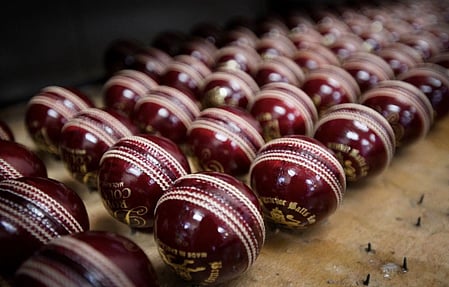 English cricket faces a potential shortfall of Dukes balls amid Gulf shipping disruption. Photo courtesy Internet