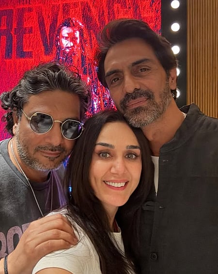 Preity Zinta meets Arjun Rampal at