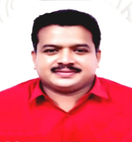 Kerala polls: Turncoat Sasi, ex-Commando Ravi, sitting MLA Premkumar fight it out in Ottapalam