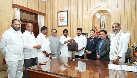 Telangana to introduce breakfast scheme from pre-primary schools to higher secondary