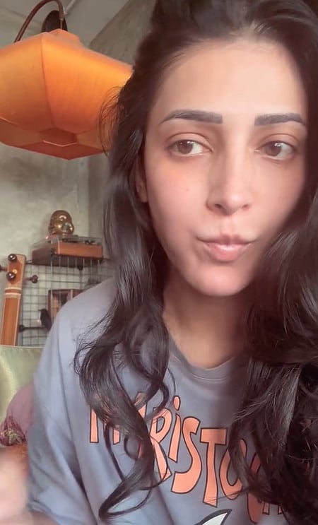 Shruti Haasan tries a fun snack recipe on her day off