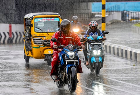 IMD predicts thunderstorms in South TN, Western Ghats; temperatures to remain above normal