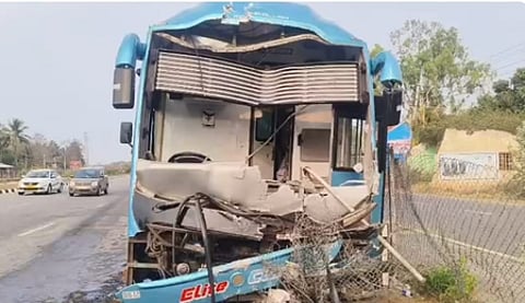 Four killed as Calicut-Bengaluru bus crashes on expressway in K