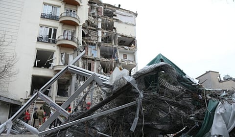 Several injured in Iranian missile attack on Tel Aviv