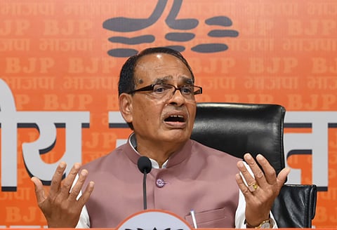 Agriculture Minister convenes meet to prevent black marketing, fertiliser shortage amid Middle East crisis