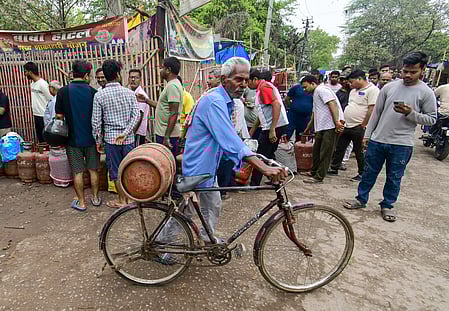 More LPG released for priority sectors, petrol pumps getting regular supplies: Govt
