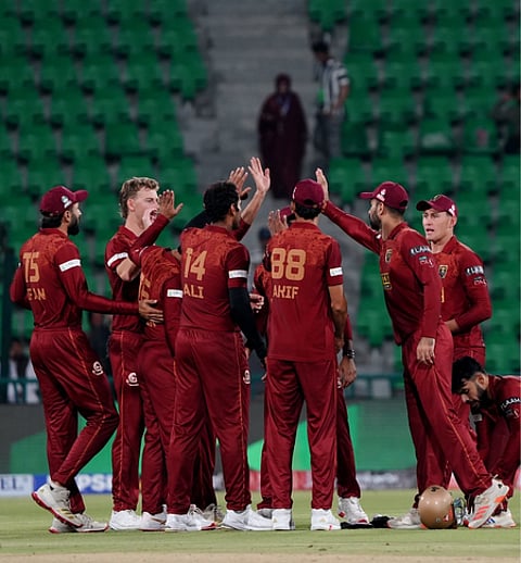 PSL turns into a colour chaos: Akmal says,