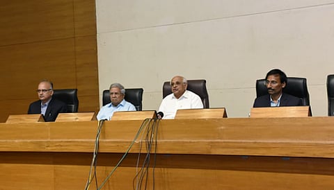 Gujarat leaders welcome Centre