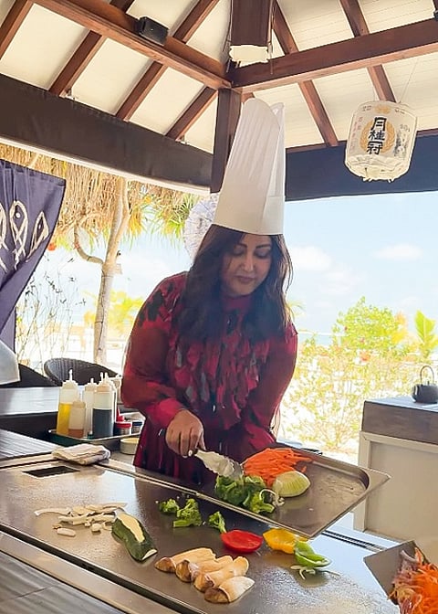 Hina Khan takes cooking lessons during her Maldives vacay