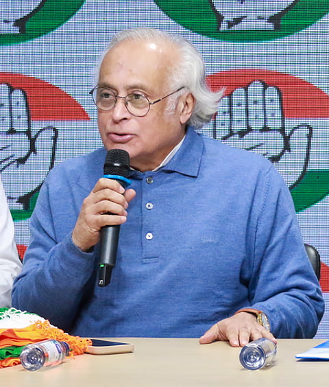 Congress faults govt’s foreign policy for Pakistan, US bonhomie