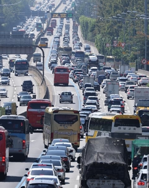 Oil crisis: Seoul hints at expanding vehicle rotation system to private sector