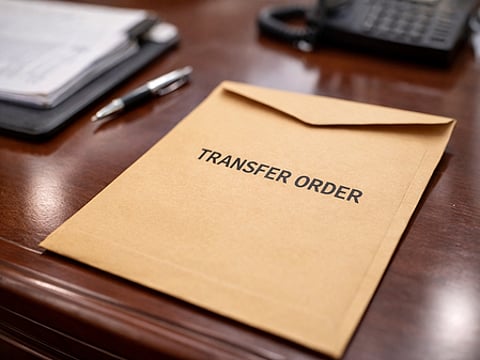 Maharashtra govt transfers 10 IAS officers