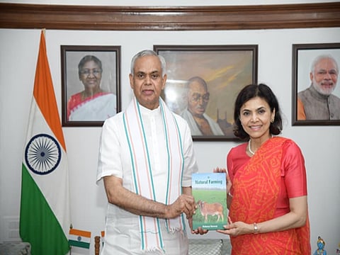 Gujarat Guv meets India