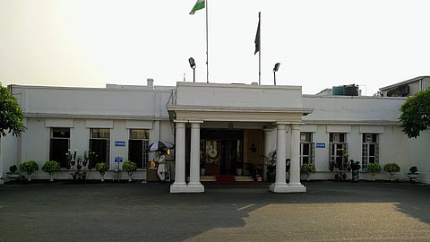 In the image the building of Delhi Gymkhana Club is shown