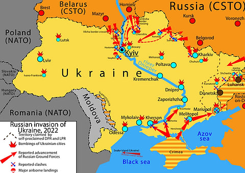 Map of Ukraine showing the 2022 Russian invasion. Includes reported advances, clashes, bombings, and key cities like Kyiv, Kharkiv, and Lviv.