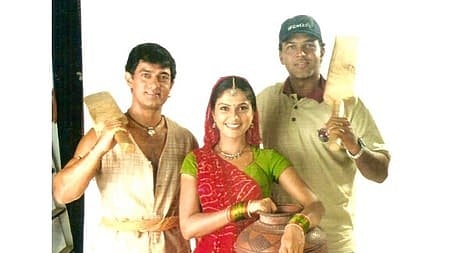In the image Lagaan actors are shown including Amir Khan and Gracy Singh