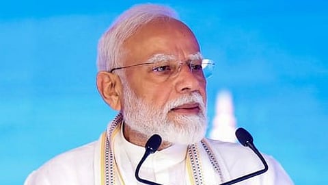 2 Imposters detained, gun seized, hours before PM Modi's Mumbai event