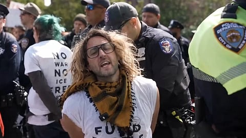 US Protestor, labelled as "domestic terrorist" by Trump, getting detained by Police.