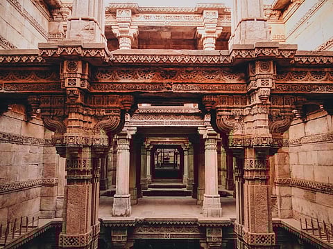 From this rich history, the city has weaved for itself a beautiful cultural fabric that vouches for Ahmedabad's heritage status. Photo by Sonika Agarwal on Unsplash