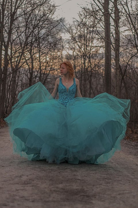 Covid-19 can cause tiny clots to form in the bloodstream, which can clog the smallest blood vessels in the kidney.