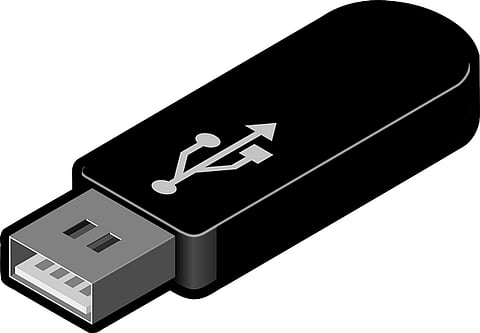 Digital Tech: First Flash Drive That Transfers Files From iPhone To Android Devices