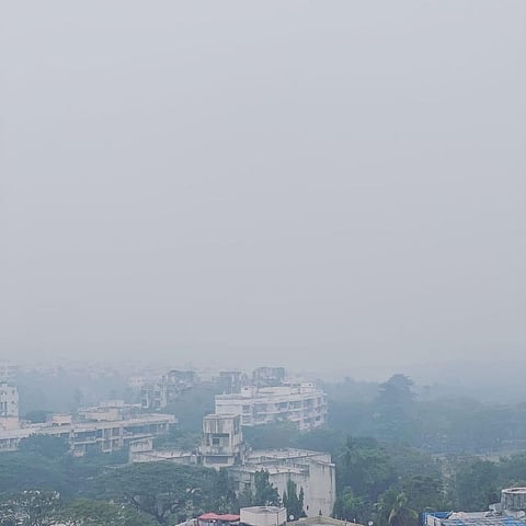 Bollywood Complains About The Smog In Mumbai