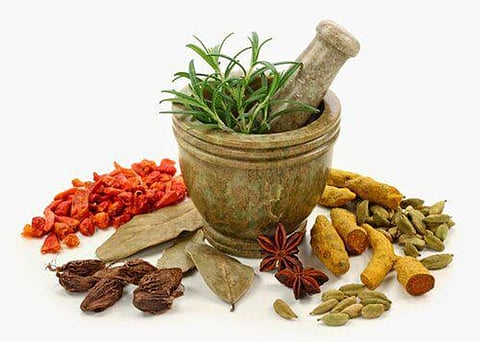 Few Ayurvedic Home Remedies To Keep Your Respiratory System Healthy
