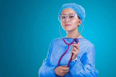 A Career in Healthcare Deciding Whether It’s Right for You