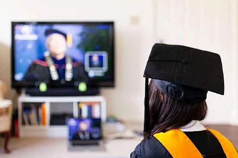 Online Classes In UP Becoming Embarrassing For Teachers