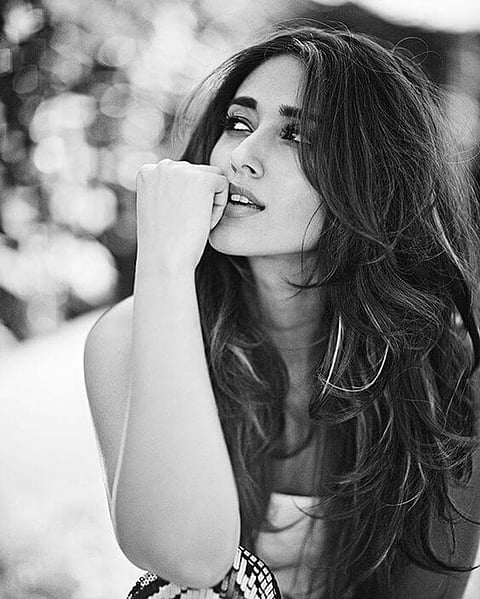 Ileana D’Cruz Advices to ‘Work hard, chill harder’