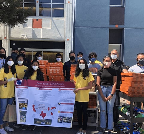 Sewa International Youth thank Kaiser Permanente Staff with a Free Luncheon