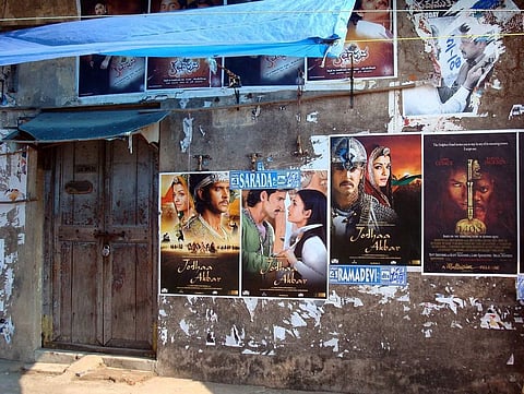 Bollywood Promoting Unhealthy Behaviours Among Young Audience: Study