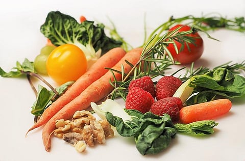 Healthy Diet May Reduce The Risk of Hearing Loss