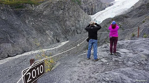 Glaciers in Alaska Melting due to Climate Change