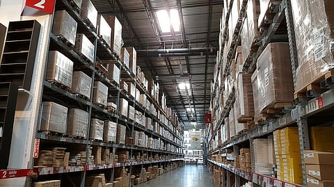 6 Vital Factors to Consider in Choosing the Best Warehouse Racking System for Your Business