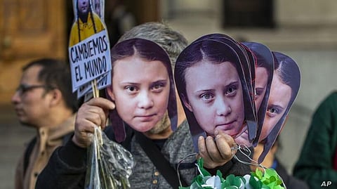 Hundreds of Thousands of People Join Teenage Climate Activist Greta Thunberg for a March in Montreal