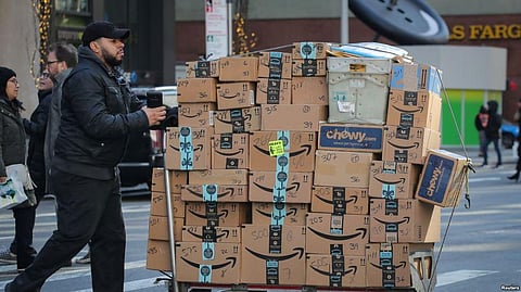 Traders Body Wants Government to Seek a Ban on Amazon, Flipkart’s Festival Sales