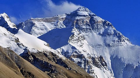 National Geographic Society Installs World’s Highest Operating Weather Stations on Mount Everest