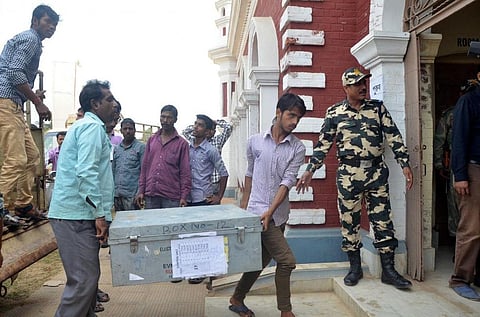 Lots of Positive Stuff for Female Stars in Showbiz: Shah Rukh Khan