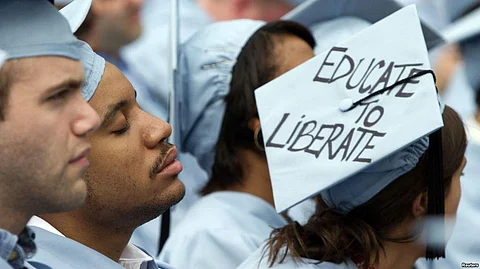 Professor Offers Students Higher Grade For More Sleep