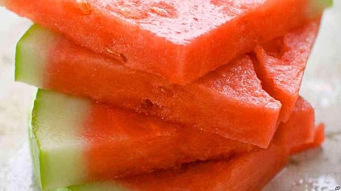Salmonella Outbreak Linked To Pre- Cut Melon Sickens 60 People