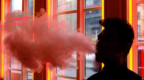 E-cigarette And Vaporizer Sellers Started Offering College Scholarships