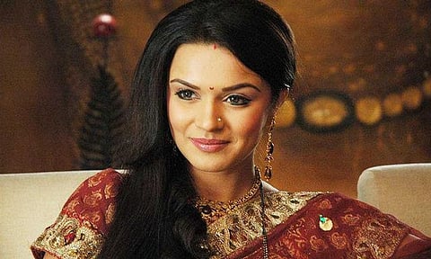 I Was Portrayed Lesbian Which Embarrassed Me: Aashka Goradia