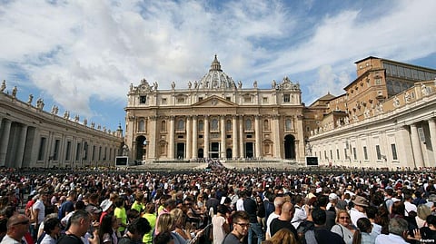 Goodbye Holy Smoke, Vatican City bans Sale of Cigarettes