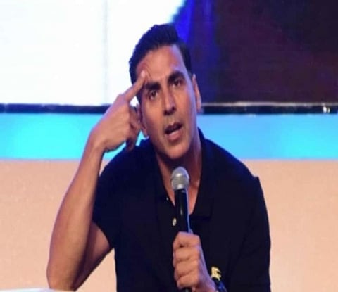 Big Boss 11 Latest Updates: Arshi Khan abuses and Spits on Hina Khan during the Fight