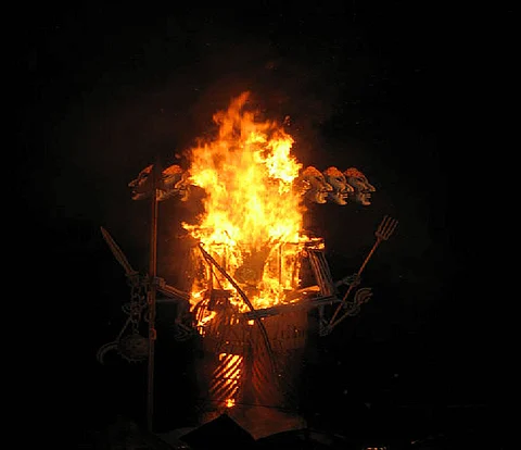 Strange Rituals: Demon King Ravana is Worshipped on Dussehra
